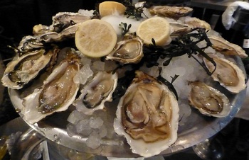 20120930夕食　－牡蠣の盛り合わせ2.jpg
